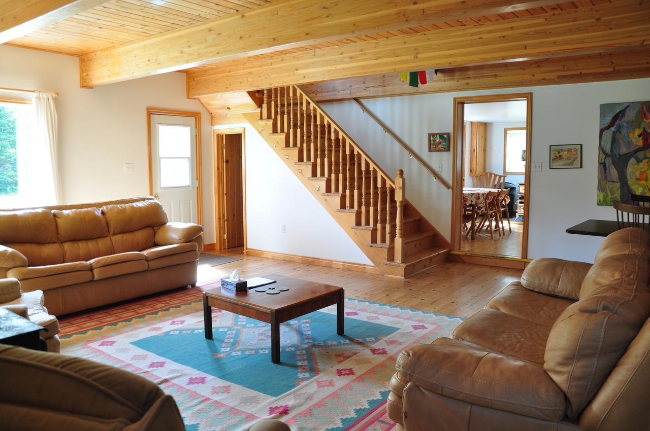 בית הארחה Indian Brook 	Breton Cove Farmhouse מראה חיצוני תמונה
