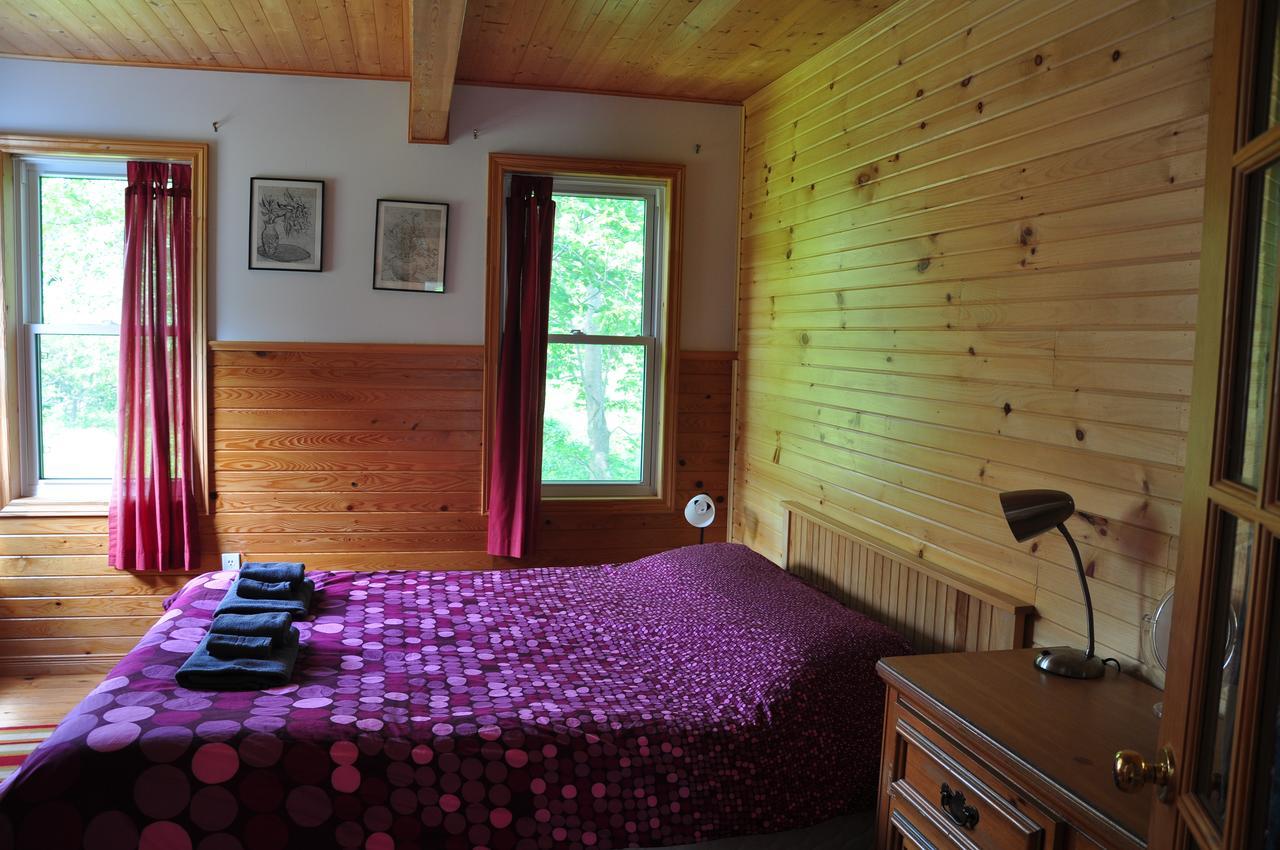 בית הארחה Indian Brook 	Breton Cove Farmhouse מראה חיצוני תמונה